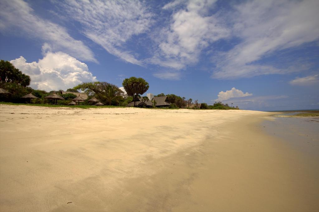 Amani Beach Resort Kutani Экстерьер фото