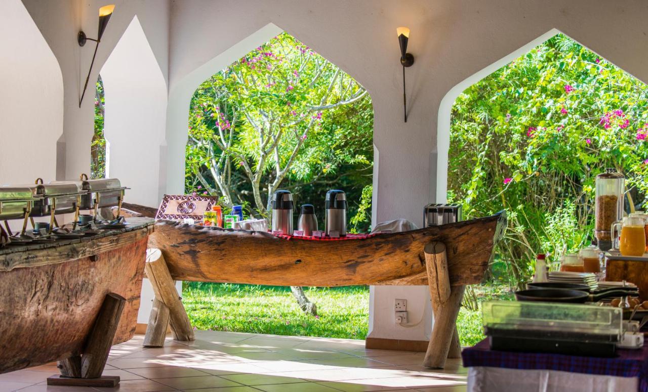 Amani Beach Resort Kutani Экстерьер фото