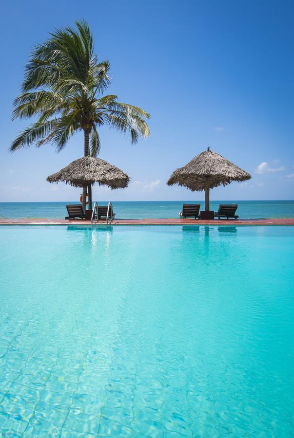 Amani Beach Resort Kutani Экстерьер фото