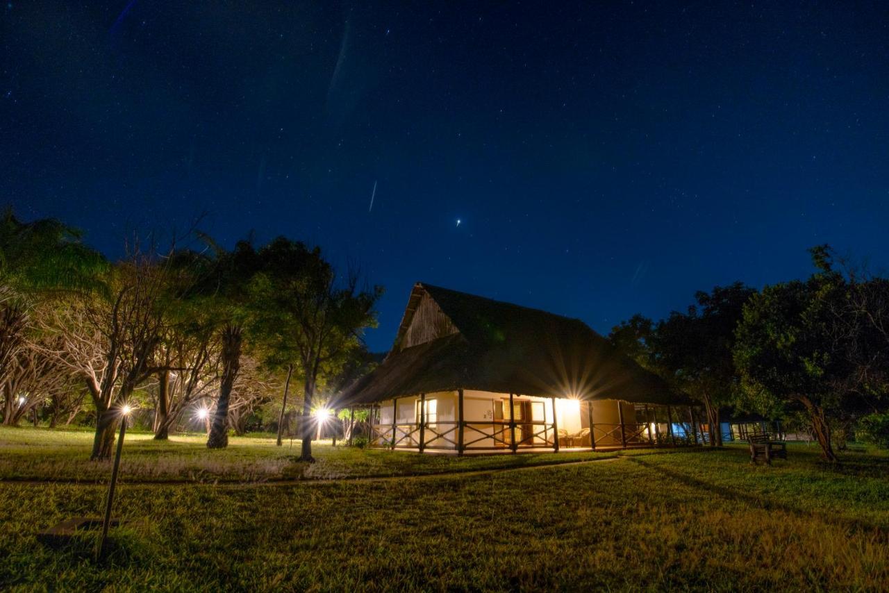 Amani Beach Resort Kutani Экстерьер фото