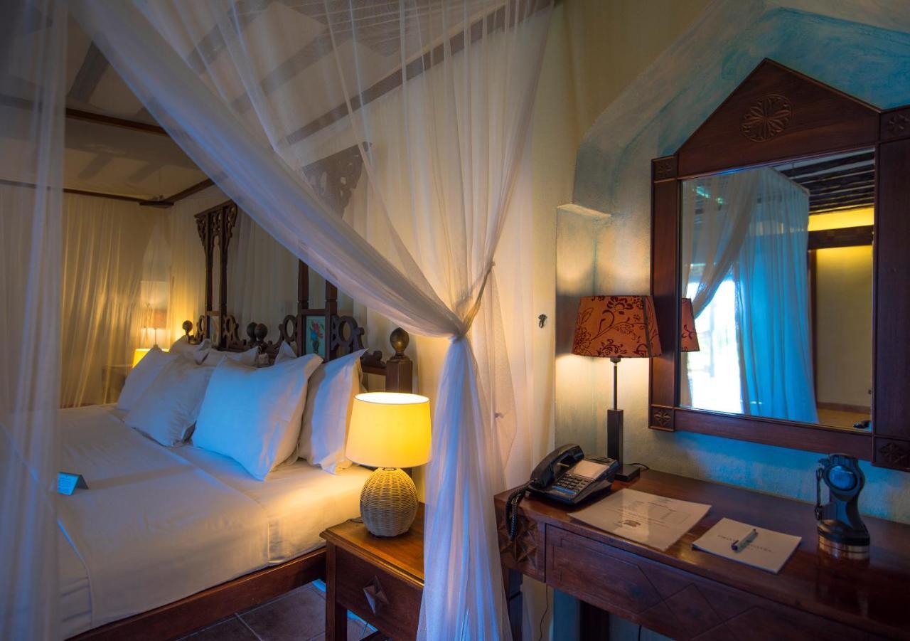 Amani Beach Resort Kutani Экстерьер фото