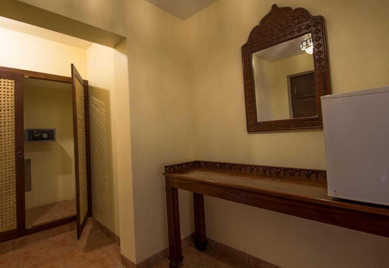 Amani Beach Resort Kutani Экстерьер фото