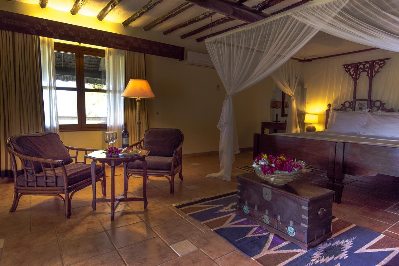 Amani Beach Resort Kutani Экстерьер фото