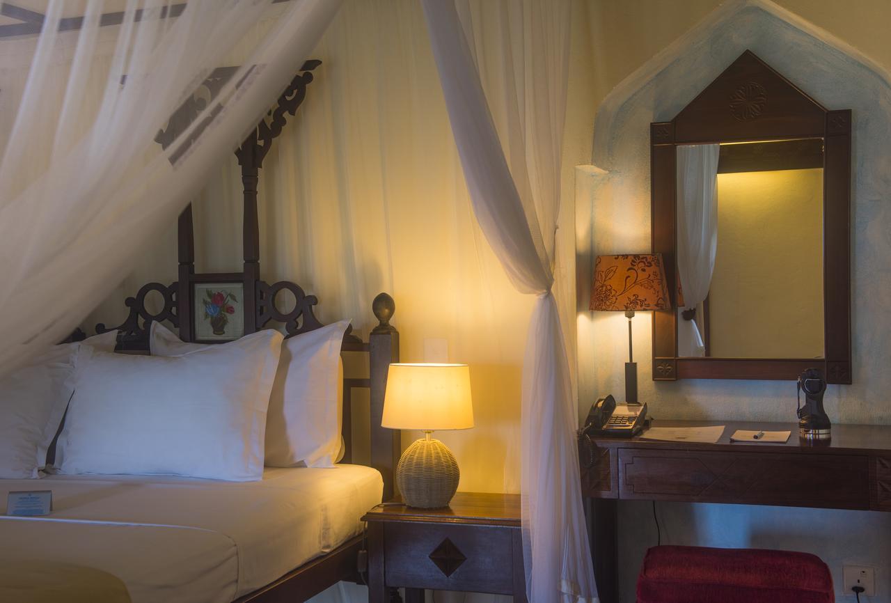 Amani Beach Resort Kutani Экстерьер фото
