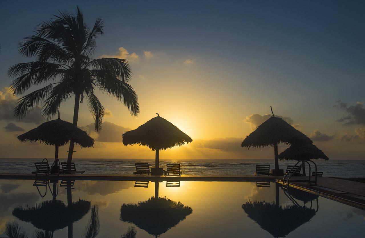 Amani Beach Resort Kutani Экстерьер фото